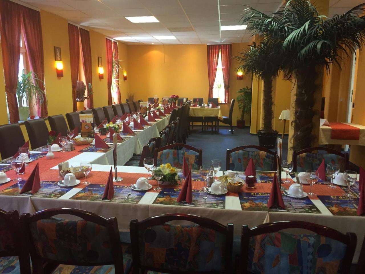 Hotel Alento Im Deutschen Haus Restaurant Olympia Magdeburg Zewnętrze zdjęcie